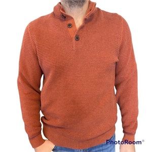 G. H. Bass & Co. Mock Neck 1/4 Button long Sleeve
Sweater L
